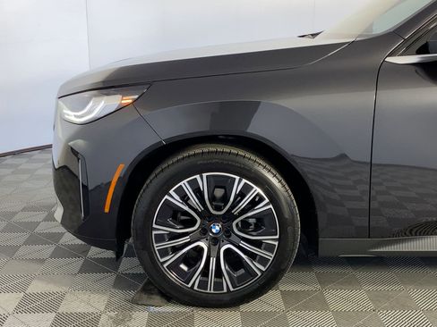 Used 2025 BMW X3 xDrive30i w/ Premium Package image 9