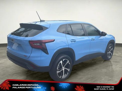Used 2024 Chevrolet Trax RS w/ Driver Confidence Package FWD image 6