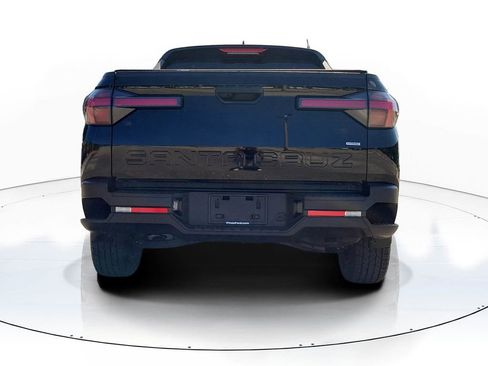 Used 2023 Hyundai Santa Cruz SE AWD/4WD image 4