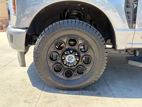 Used 2024 Ford F350 Lariat w/ Lariat Ultimate Package AWD/4WD image 28