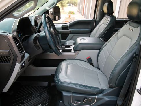 Used 2022 Ford F250 Limited AWD/4WD image 23