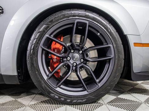 Used 2019 Dodge Challenger SRT Hellcat image 41