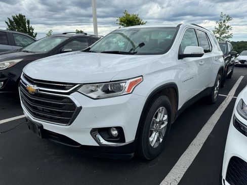 Used 2021 Chevrolet Traverse LT AWD/4WD image 3