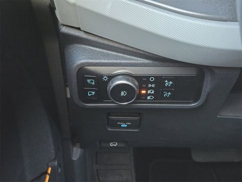 Used 2023 Ford Bronco Badlands image 25