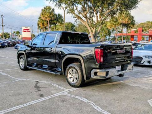 Used 2024 GMC Sierra 1500 SLE image 12