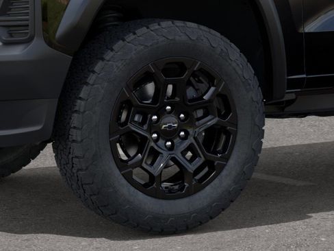 New 2026 Chevrolet Colorado Trail Boss w/ Midnight Edition AWD/4WD image 9