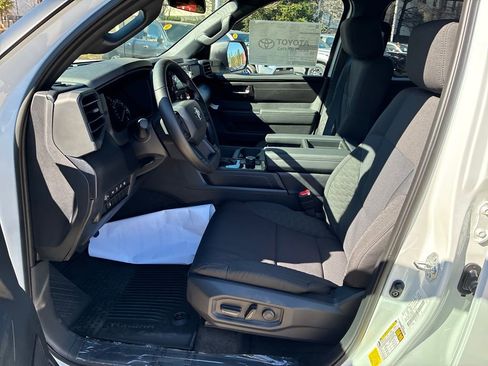 New 2026 Toyota Tundra SR5 image 15