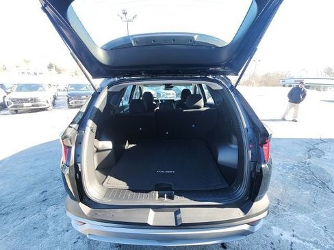 Certified 2026 Hyundai Tucson SE image 14