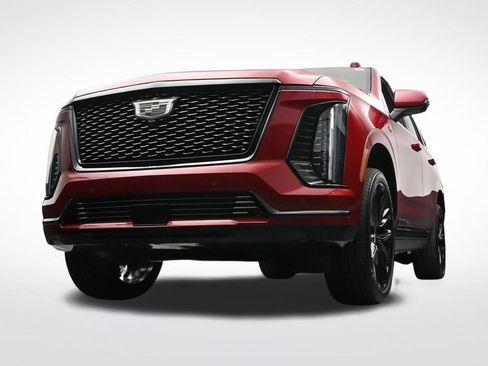 Used 2026 Cadillac Escalade Platinum Sport w/ LPO, ONYX Package AWD/4WD image 32