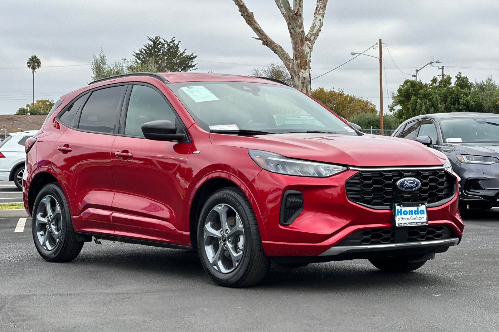 Used 2024 Ford Escape ST-Line w/ Equipment Group 301A FWD image 7