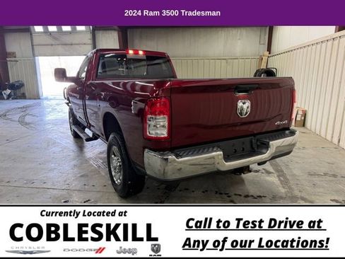 Used 2024 RAM 3500 Tradesman w/ Chrome Appearance Group image 8