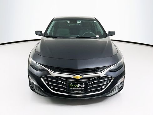 Used 2023 Chevrolet Malibu LT w/ Driver Confidence Package image 2