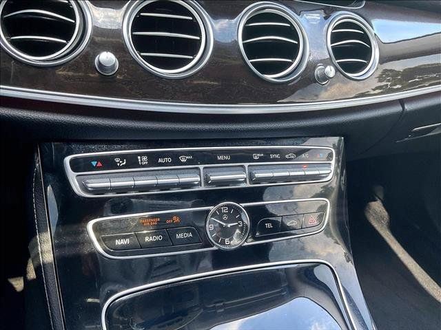 Used 2017 Mercedes-Benz E 300 image 22