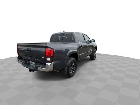 Used 2020 Toyota Tacoma SR5 RWD image 9