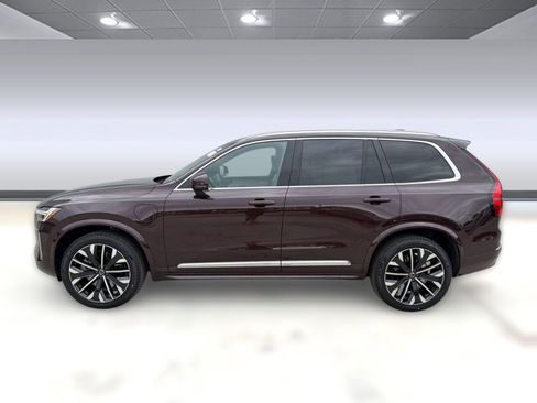 New 2026 Volvo XC90 T8 Ultra w/ Protection Package AWD/4WD image 2