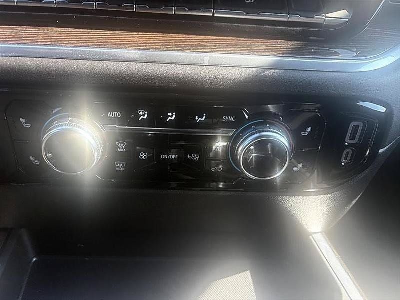 Used 2026 GMC Sierra 1500 Elevation w/ Preferred Package AWD/4WD image 30