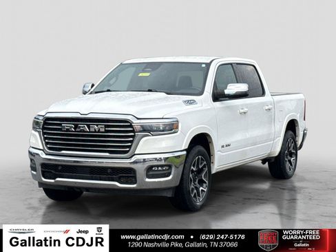 Used 2025 RAM 1500 Laramie AWD/4WD image 1