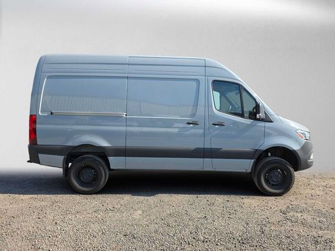 Used 2026 Mercedes-Benz Sprinter 2500 image 2