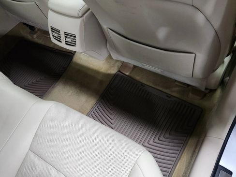 Used 2015 Lexus ES 350 image 19