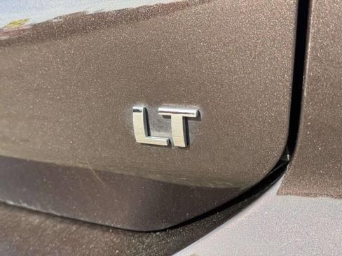 Used 2020 Chevrolet Equinox LT w/ Driver Convenience Package FWD image 7