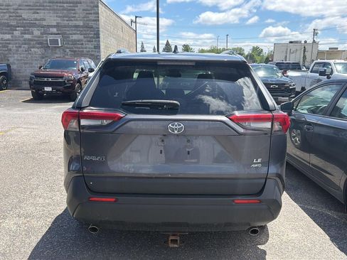 Used 2019 Toyota RAV4 LE w/ All Weather Liner Package AWD/4WD image 5