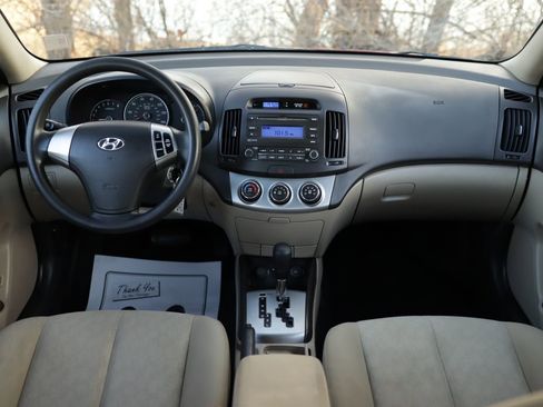 Used 2010 Hyundai Elantra GLS image 19