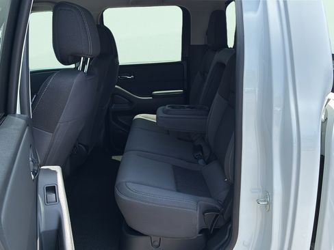 Used 2026 Nissan Frontier SV w/ SV Convenience Package RWD image 12