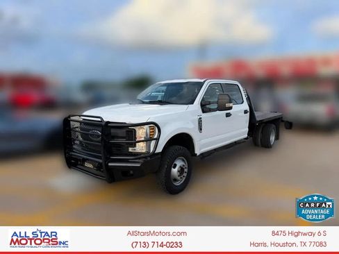 Used 2018 Ford F350 XL w/ Power Equipment Group AWD/4WD image 3