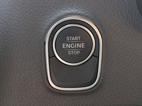 Used 2023 Mercedes-Benz Sprinter 3500 image 29