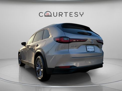 Used 2025 MAZDA CX-90 3.3 Turbo w/ Preferred Package image 2