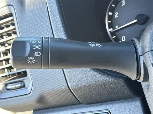 Certified 2022 Nissan Frontier S w/ Technology Package image 15