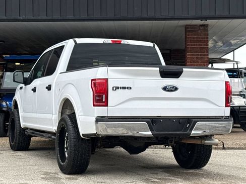 Used 2017 Ford F150 XLT AWD/4WD image 7