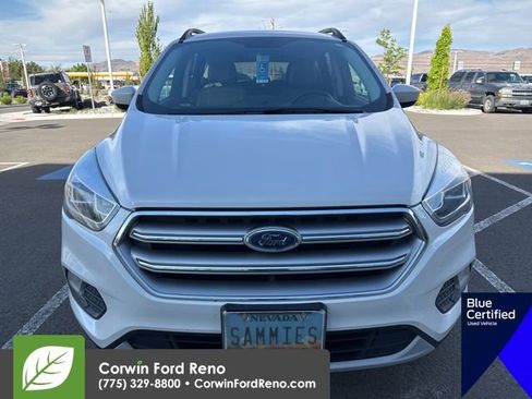 Used 2017 Ford Escape SE w/ SE Leather Comfort Package AWD/4WD image 2