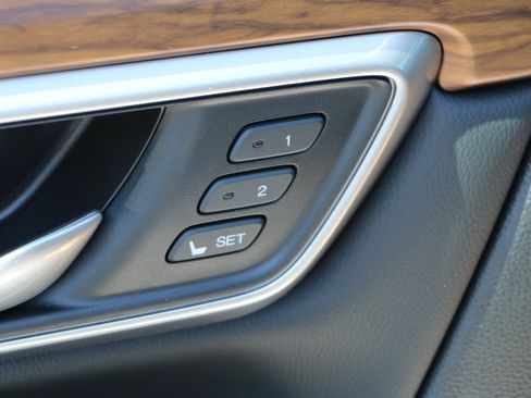 Used 2019 Honda CR-V EX-L image 18