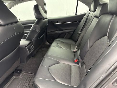 Used 2022 Toyota Camry XLE FWD image 15
