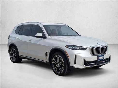 Used 2024 BMW X5 sDrive40i w/ Parking Assistance Package RWD image 3