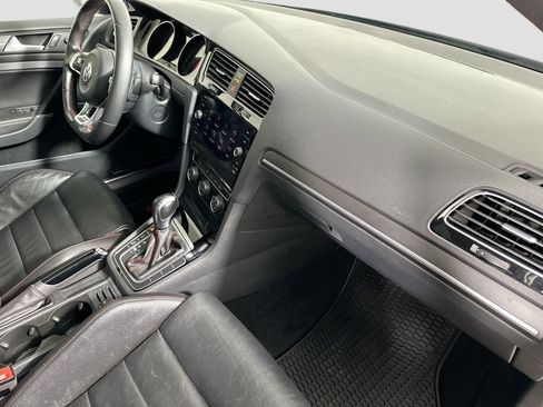 Used 2021 Volkswagen GTI SE image 27