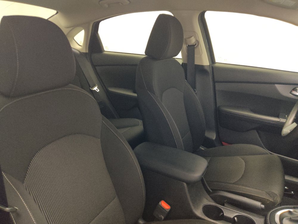 Used 2020 Kia Forte LXS FWD image 21