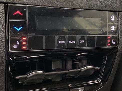 New 2025 Jeep Grand Cherokee L Limited w/ Trailer Tow Package image 37