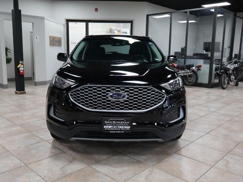 Used 2023 Ford Edge SEL AWD/4WD image 9