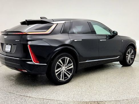 Used 2024 Cadillac Lyriq Luxury RWD image 5