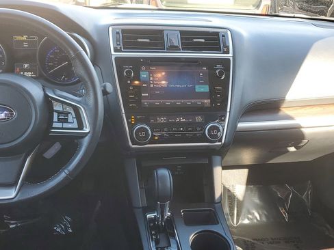 Used 2019 Subaru Outback 3.6R Touring image 15