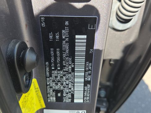 Used 2018 Lexus GX 460 Premium w/ Premium Package image 24