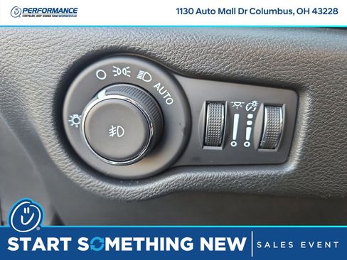 New 2026 Chrysler Pacifica Select image 31