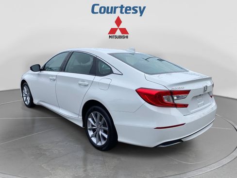 Used 2022 Honda Accord LX image 3