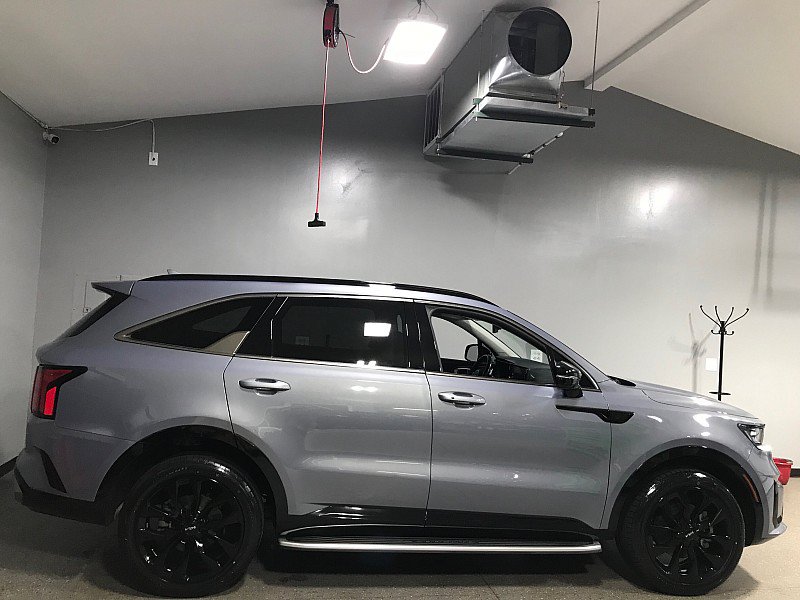 Used 2022 Kia Sorento SX AWD/4WD image 2