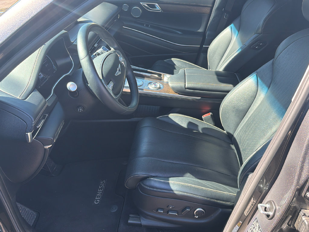 Used 2022 Genesis GV80 2.5T w/ Prestige Package 04 AWD/4WD image 4