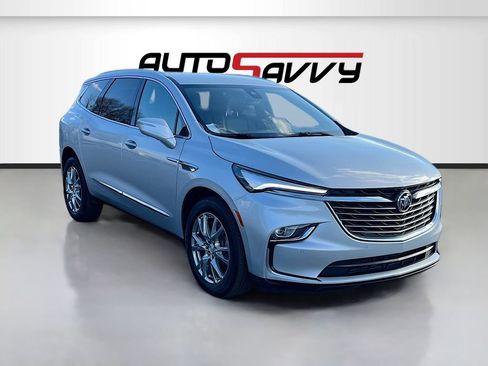 Used 2022 Buick Enclave Premium AWD/4WD image 1