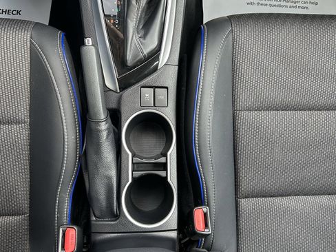 Used 2019 Toyota Corolla SE image 30