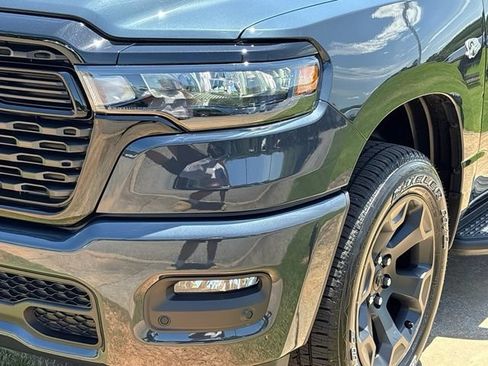 New 2026 RAM 1500 Express AWD/4WD image 11